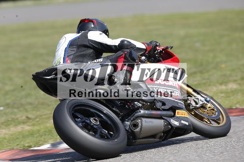 /45 10.08.2025 Plüss Moto Sport ADR/Freies Fahren/988